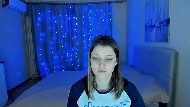 Snapshot of SoniNesti chatting on December 2024 03:15:02 PM SoniNesti online show from December 2024 03:15:02 PM