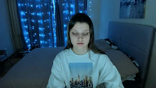 Snapshot of SoniNesti chatting on February 2025 02:55:02 PM SoniNesti online show from February 2025 02:55:02 PM