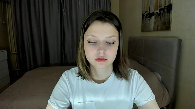 Snapshot of SoniNesti chatting on October 2025 03:01:02 PM SoniNesti online show from October 2025 03:01:02 PM