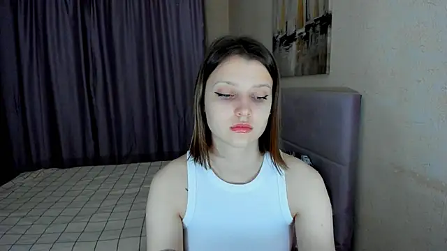 Snapshot of SoniNesti chatting on November 2025 02:51:01 PM SoniNesti online show from November 2025 02:51:01 PM