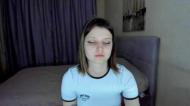 Snapshot of SoniNesti chatting on January 2026 04:00:01 PM SoniNesti online show from January 2026 04:00:01 PM