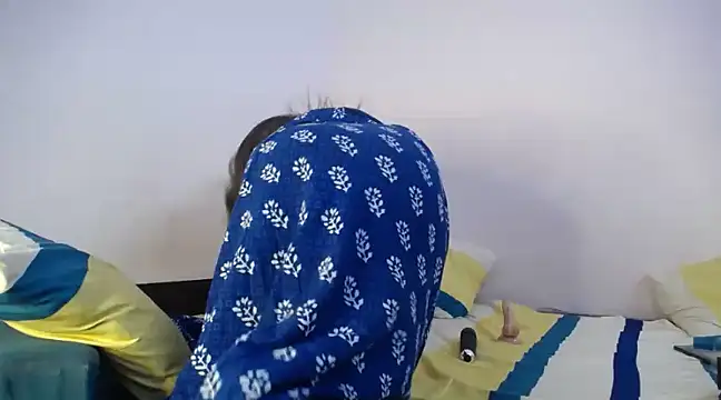 Snapshot of cutee__crazy chatting on December 2024 05:44:01 PM cutee  crazy online show from December 2024 05:44:01 PM