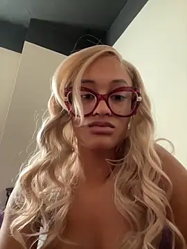 Snapshot of MyssFiji chatting on November 2025 10:10:02 PM MyssFiji online show from November 2025 10:10:02 PM