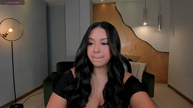 ToriCrossX online show from October 2025 01:35:01 AM