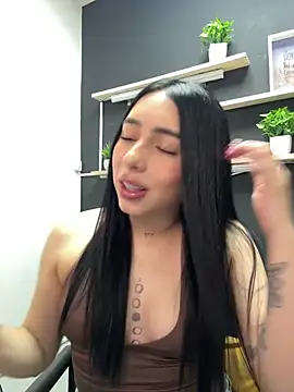 isabella jade online show from December 2025 11:56:02 PM