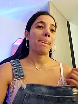 miaeyes online show from January 2025 02:14:02 PM