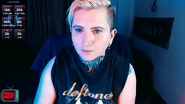 Marieblueeyes online show from December 2025 12:27:02 AM