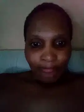 Snapshot of Nonelela chatting on October 2025 08:11:02 PM Nonelela online show from October 2025 08:11:02 PM