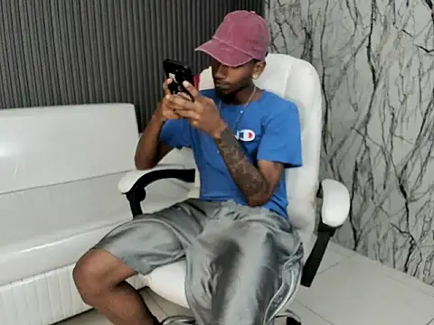 ManSant online show from November 2025 04:18:02 PM