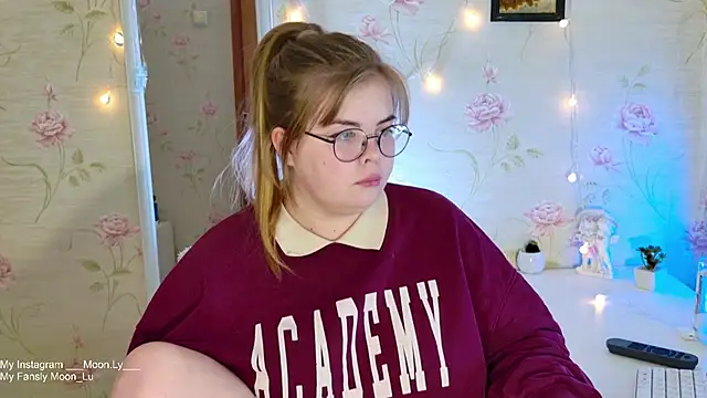 sinnamon  online show from November 2025 04:41:02 PM