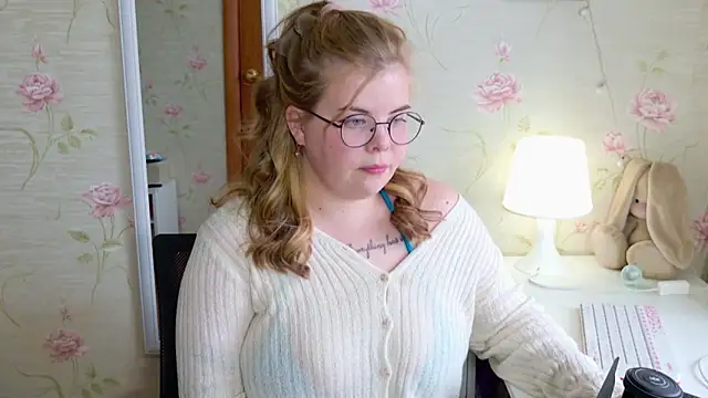 sinnamon  online show from April 2026 12:32:02 PM