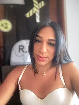 Ashly Miller online show from November 2025 07:49:02 PM