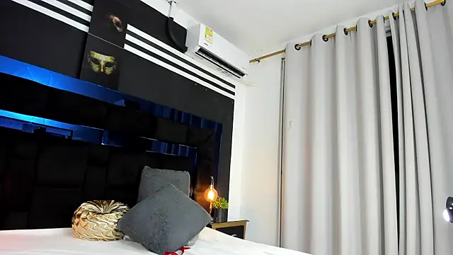 KatalinaMillan online show from January 2025 09:56:01 AM