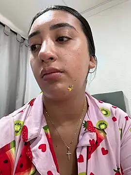 Snapshot of Hannahoff chatting on February 2026 09:19:01 PM Hannahoff online show from February 2026 09:19:01 PM