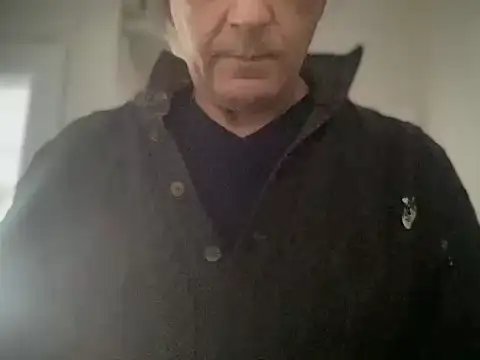 Snapshot of ALPHANDRE chatting on March 2026 08:11:01 AM ALPHANDRE online show from March 2026 08:11:01 AM