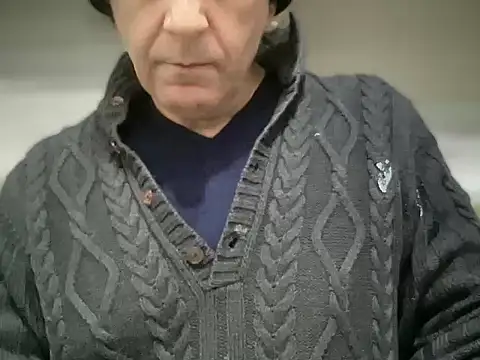 Snapshot of ALPHANDRE chatting on March 2026 08:22:02 AM ALPHANDRE online show from March 2026 08:22:02 AM