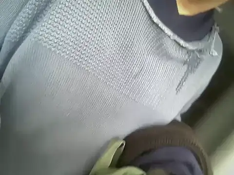 Snapshot of ALPHANDRE chatting on March 2026 07:23:01 AM ALPHANDRE online show from March 2026 07:23:01 AM