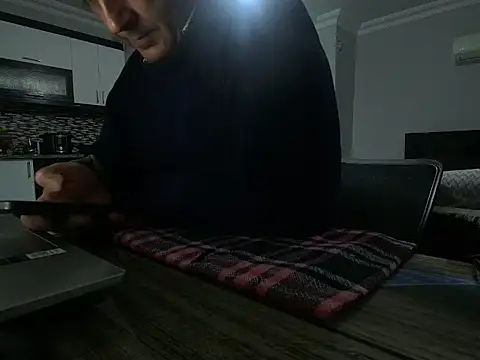 Snapshot of ALPHANDRE chatting on March 2026 06:23:01 PM ALPHANDRE online show from March 2026 06:23:01 PM