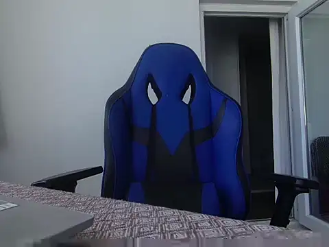 Snapshot of ALPHANDRE chatting on March 2026 07:08:02 AM ALPHANDRE online show from March 2026 07:08:02 AM