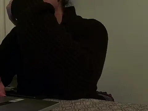 Snapshot of ALPHANDRE chatting on April 2026 07:55:01 PM ALPHANDRE online show from April 2026 07:55:01 PM