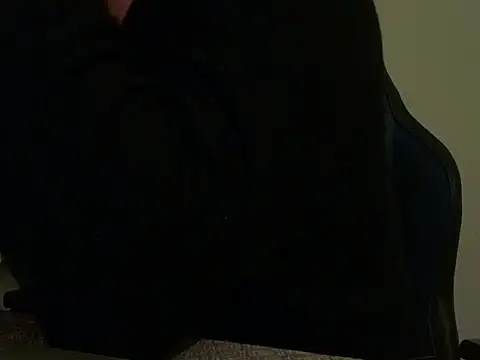 Snapshot of ALPHANDRE chatting on April 2026 05:47:02 PM ALPHANDRE online show from April 2026 05:47:02 PM