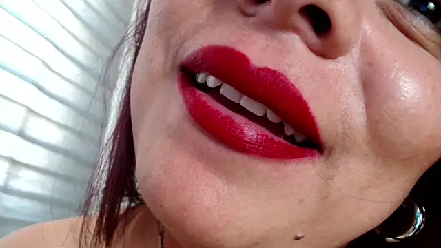 VIOLETTA-HOT online show from January 2025 04:44:01 PM