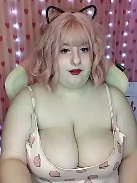 Snapshot of StrawberryPleasure chatting on January 2025 02:07:02 AM StrawberryPleasure online show from January 2025 02:07:02 AM