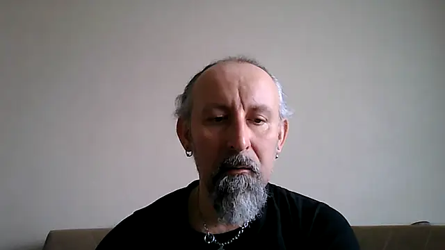 Snapshot of BuckWessle chatting on April 2026 10:20:02 AM BuckWessle online show from April 2026 10:20:02 AM