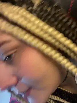 Laura takint online show from January 2025 07:45:01 PM