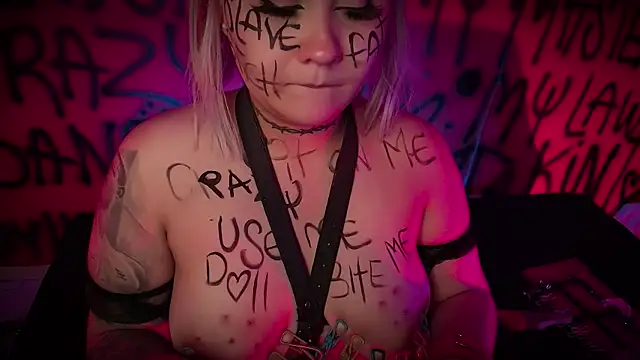 Laura takint online show from February 2025 07:06:02 PM