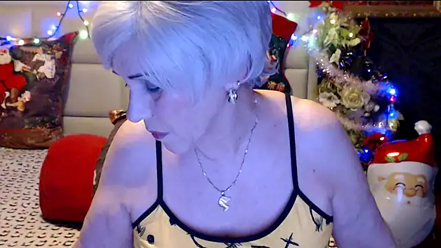 HappyWomanOn online show from December 2024 07:46:02 PM
