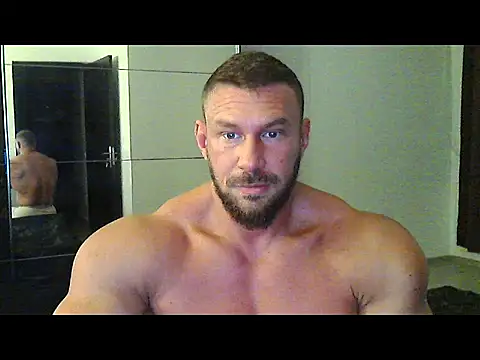 Snapshot of muscularkevin chatting on September 2025 03:40:01 AM muscularkevin online show from September 2025 03:40:01 AM