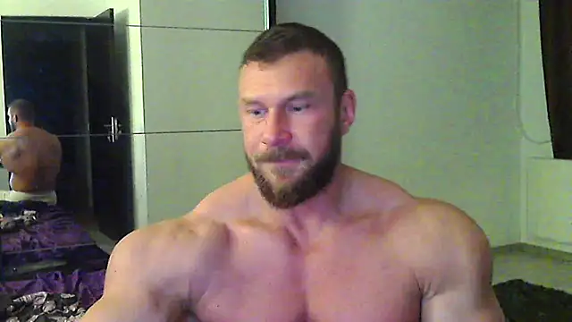 muscularkevin online show from April 2026 03:32:01 AM