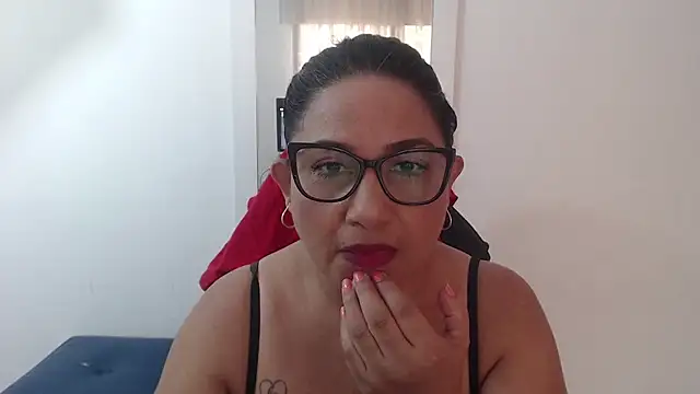 Snapshot of Katha_Marck chatting on April 2026 01:48:02 PM Katha Marck online show from April 2026 01:48:02 PM