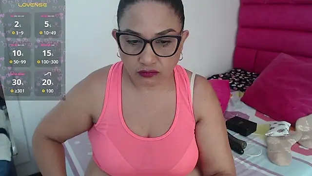 Snapshot of Katha_Marck chatting on June 2026 05:06:02 PM Katha Marck online show from June 2026 05:06:02 PM