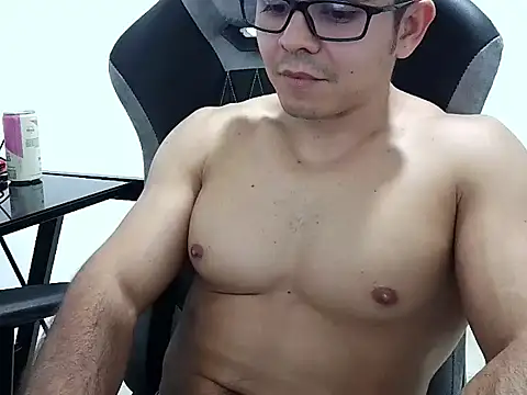 MILCARITAS3 online show from March 2026 06:50:01 AM