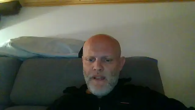 Snapshot of davigochi77bcn chatting on February 2026 07:02:02 PM davigochi77bcn online show from February 2026 07:02:02 PM