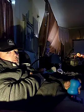 Snapshot of Hotredheadandtoungelasher chatting on November 2025 01:22:01 PM Hotredheadandtoungelasher online show from November 2025 01:22:01 PM