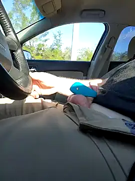 Snapshot of Hotredheadandtoungelasher chatting on December 2025 03:41:02 PM Hotredheadandtoungelasher online show from December 2025 03:41:02 PM