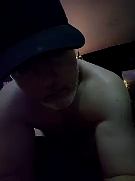 Snapshot of Hotredheadandtoungelasher chatting on December 2025 10:12:01 AM Hotredheadandtoungelasher online show from December 2025 10:12:01 AM