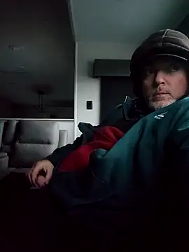 Snapshot of Hotredheadandtoungelasher chatting on January 2026 10:52:01 PM Hotredheadandtoungelasher online show from January 2026 10:52:01 PM