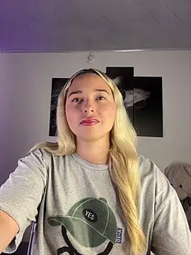 Irisweet  online show from November 2025 10:21:01 PM