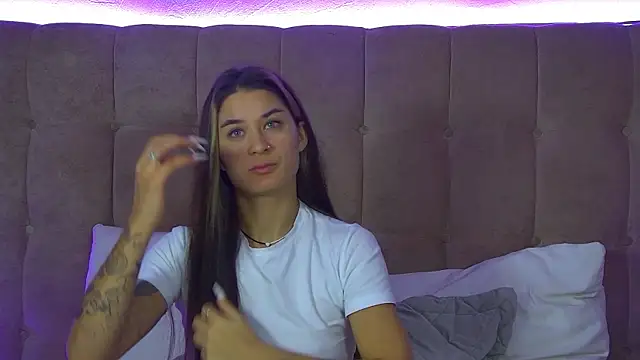 RachelSimpson online show from November 2025 06:41:02 PM