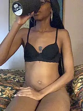 Jasmine FullsShine online show from December 2025 04:36:01 PM