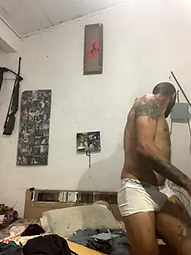 Snapshot of raphadoors19 chatting on November 2025 02:55:02 AM raphadoors19 online show from November 2025 02:55:02 AM