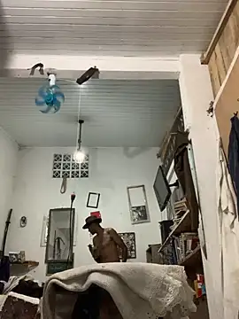 Snapshot of raphadoors19 chatting on November 2025 02:47:02 AM raphadoors19 online show from November 2025 02:47:02 AM