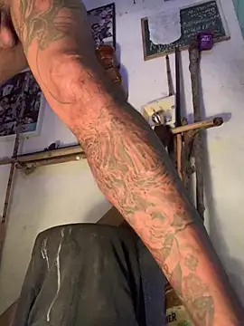 Snapshot of raphadoors19 chatting on March 2026 03:23:01 AM raphadoors19 online show from March 2026 03:23:01 AM