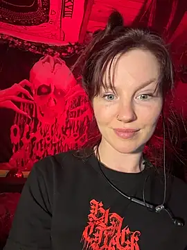 courtneyoccult online show from October 2025 07:52:02 AM