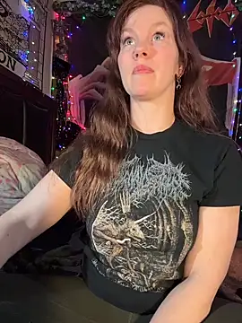 courtneyoccult online show from November 2025 06:07:02 AM