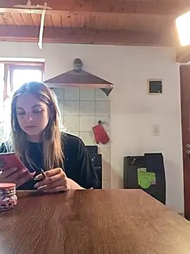 Snapshot of Elnonoykeila77 chatting on February 2025 08:13:02 PM Elnonoykeila77 online show from February 2025 08:13:02 PM